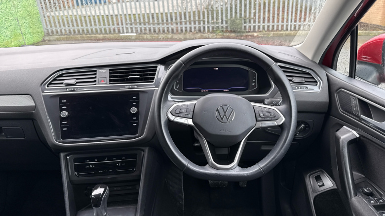 Volkswagen Tiguan Allspace 1.5 TSI Life 5dr DSG Petrol Estate